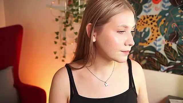 Emilicious Live XXX Chat