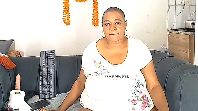 دردشة BUSTYQUEEN56_ الجنسية المباشرة