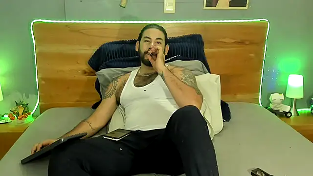 Prometeo-grizzly 在線直播表演