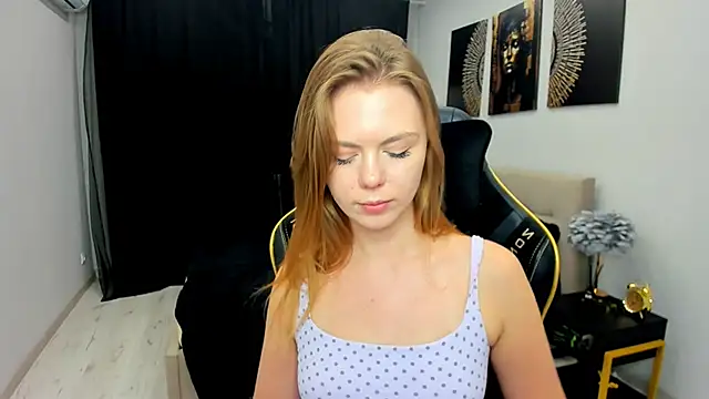 XXX chat uživo modela Strawberrye