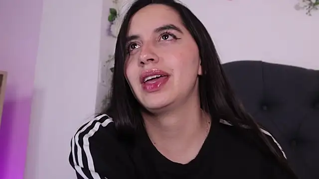 دردشة kaylee_lee الجنسية المباشرة