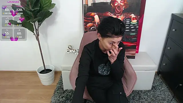 LadyLiia 现场XXX聊天