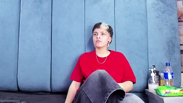 Megan_Thompson_ Obrolan Langsung XXX