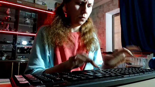 Онлайн чат XXX pa1e_pr1ncess