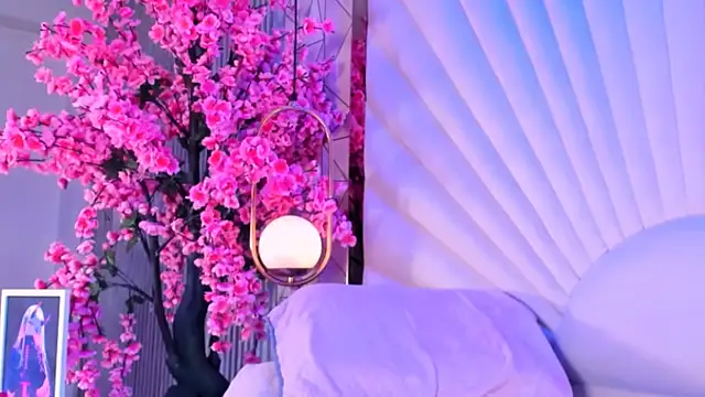 VesperVelvet's Live XXX Chat