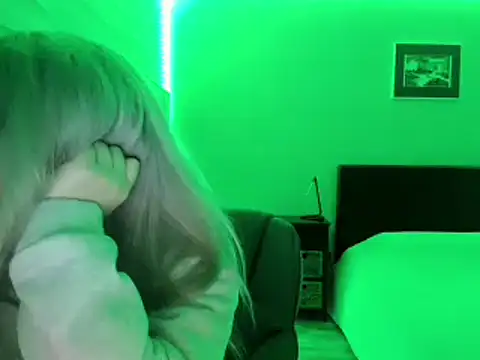 callme_iva's Webcam Show