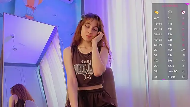 kitsun_ne élő XXX-chatje