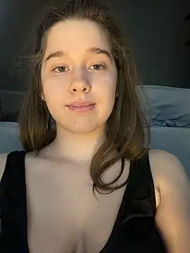 HornyGirlH Pertunjukan Webcam