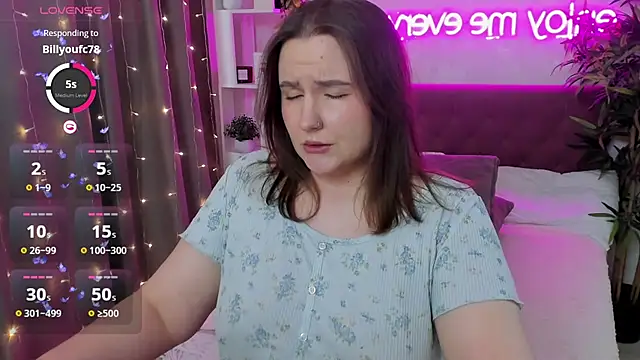 FeralPeach Live XXX Chat