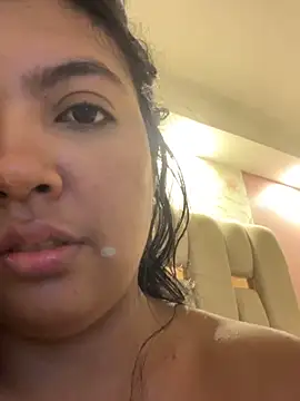 Chat +18 de nicole_fisherr ao vivo