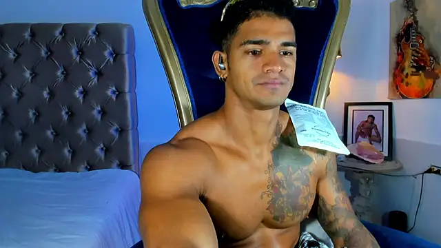 antonio__444's Webcam Show