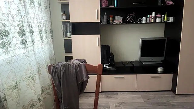 AquilineOrites: онлайн-секс-чат