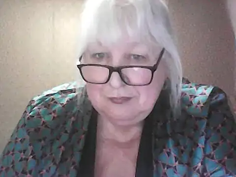 Alexia64231 Show in webcam