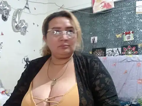 Perla1981-- 现场XXX聊天