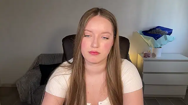 EvaMaddison – Naživo XXX chat