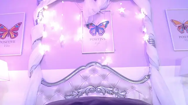 ElaineLaurent Chat XXX in diretta