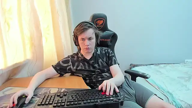 عرض كام iliaskrislove