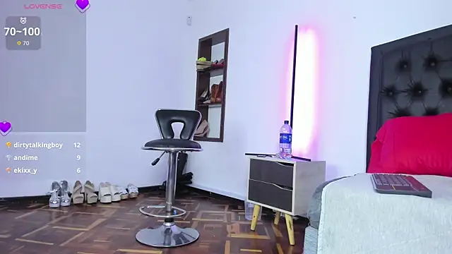 Scarlet_Hiit Live XXX-chat