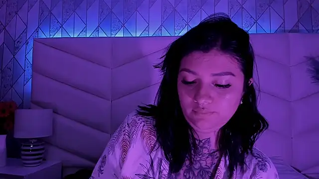 iam__mystic Show in webcam