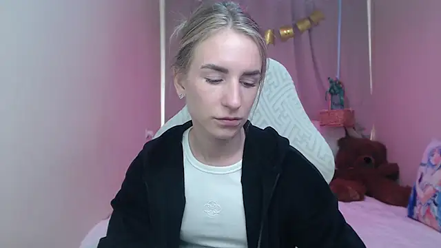 DeboraHorny élő XXX-chatje