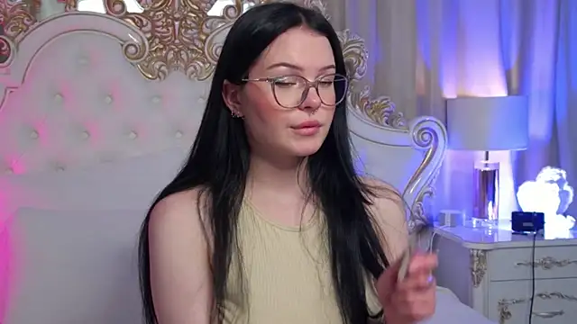 Chat +18 de CindyMil ao vivo