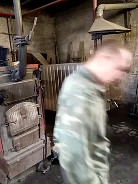 _uncle_Mitya-43_ Pertunjukan Webcam