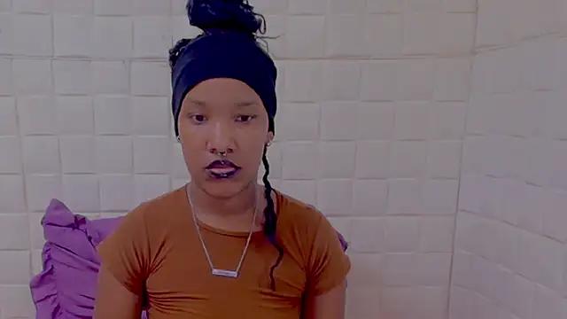 EroticSexyPradaのライブXXXチャット