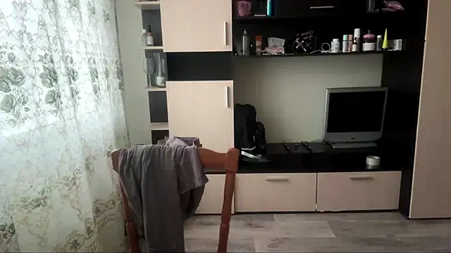 AquilineOrites' Live XXX Chat