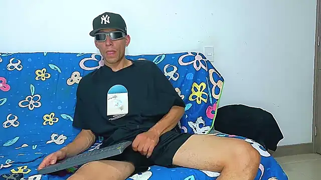 Party_Straight: вебкам-шоу