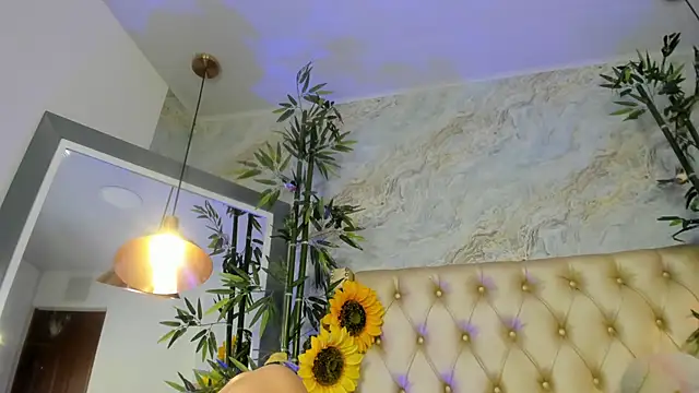 LittleeJaz 即時 XXX 聊天