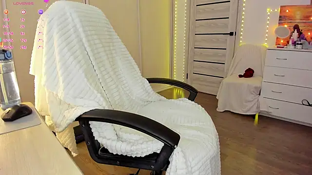 Онлайн чат XXX Ophelia_mm