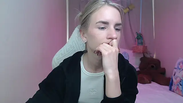 DeboraHorny's Live XXX Chat