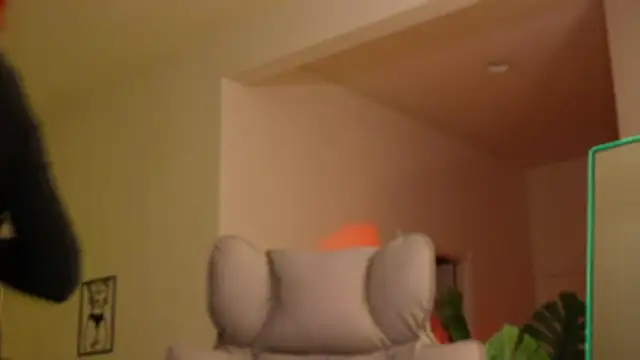 Lady_RedAlexa_RA 即時 XXX 聊天