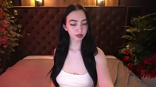 WildKittenX_ লাইভ XXX চ্যাট