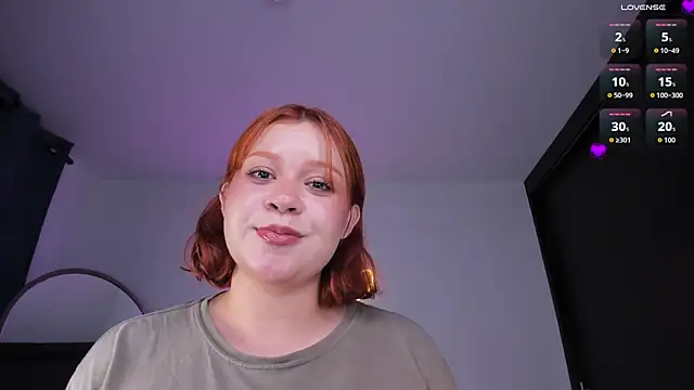 daniela_hornny: онлайн-секс-чат