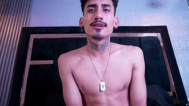 Dark_Eros_ Adlı Modelin Web Kamerası Şovu