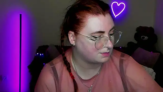 Alicia_love00 élő XXX-chatje