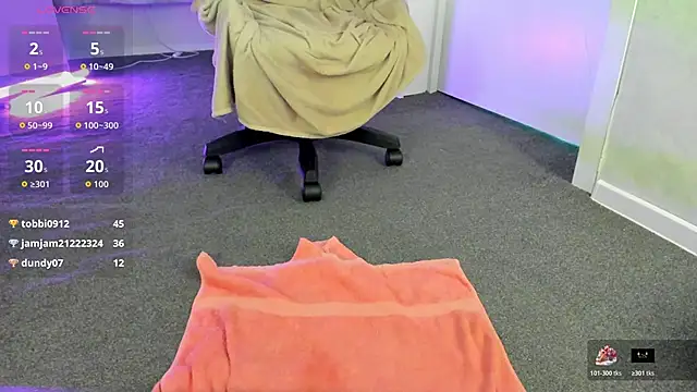 Lori_Bllossom's Live XXX Chat