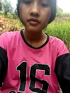 Hoa-tuylip Chat XXX live