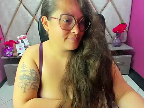 Sarah_Boobs_: онлайн-секс-чат