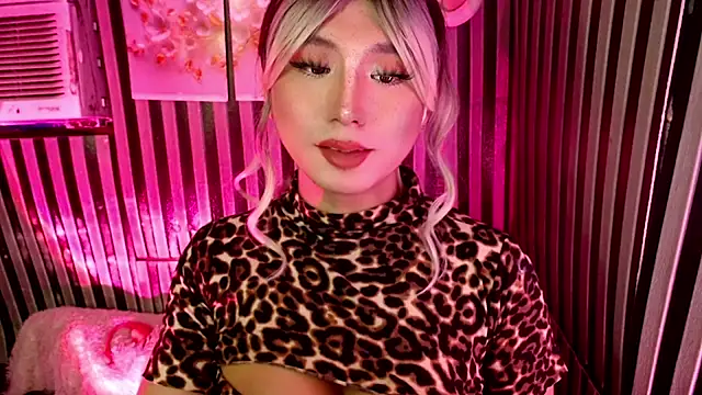 HoresCOCKLUCY 网络视讯表演