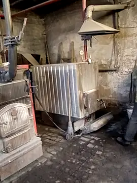 _uncle_Mitya-43_: διαδικτυακό σόου στην κάμερα