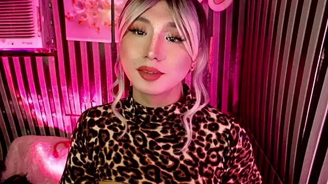 Show modela HoresCOCKLUCY na web-kameri