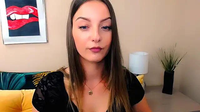 NatalieSexy Adlı Modelin Canlı XXX Sohbeti