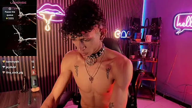 Czat XXX na żywo – Maximoking26