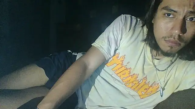 Chat XXX en directo de AlexAlejandro13