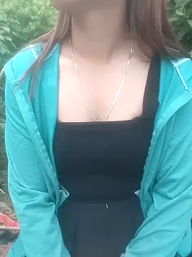 Zara-Lina Pertunjukan Webcam