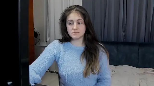 Holliy_Cooper 即時 XXX 聊天