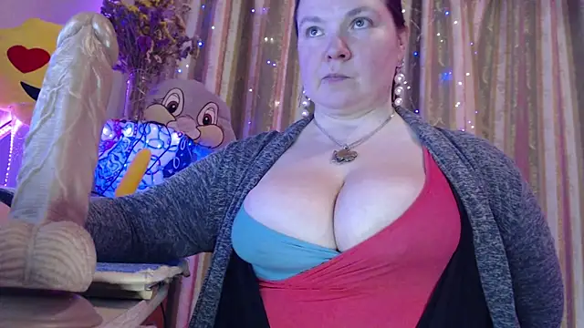 amorelara – Kamerová šou