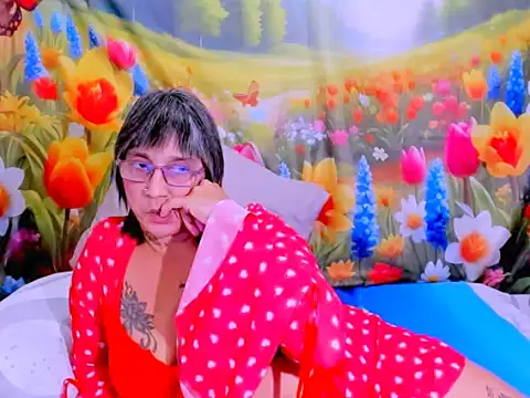 indianroxy's Live XXX Chat